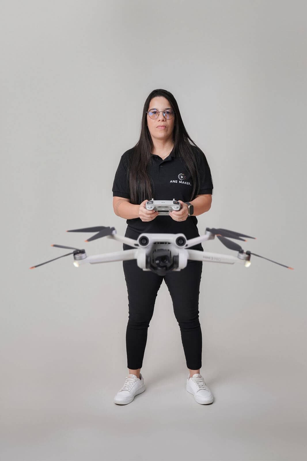 Ane com drone DJI